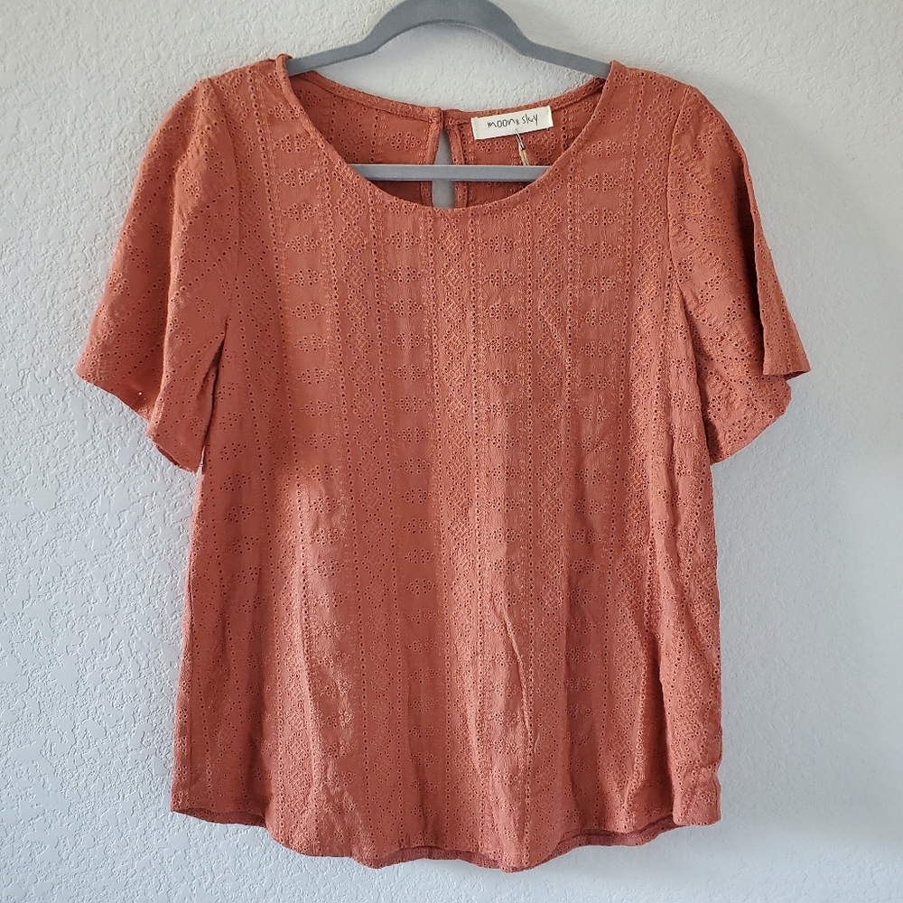 Moon & Sky ochre eyelet top NWT